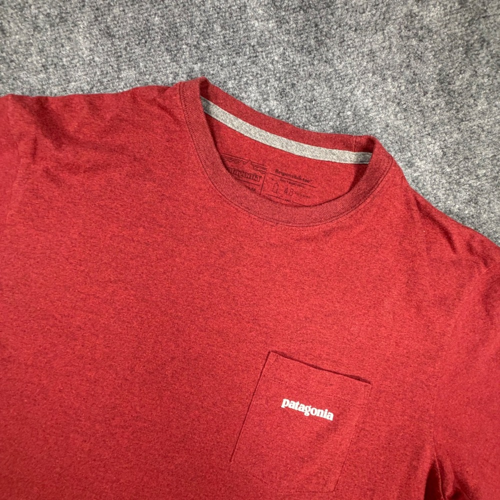 Patagonia Mens Responsibili-Tee P-6 Logo‎ Pocket T-Shirt Red Medium 38504 0549